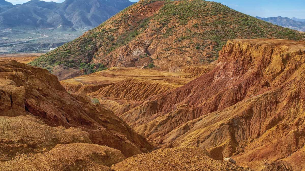 RESTARURACION GERMOFOLOGICA MONTAÑAS